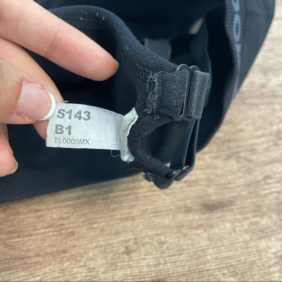 Reebok Black Razor Back Sports Bra - Picture 3 of 3